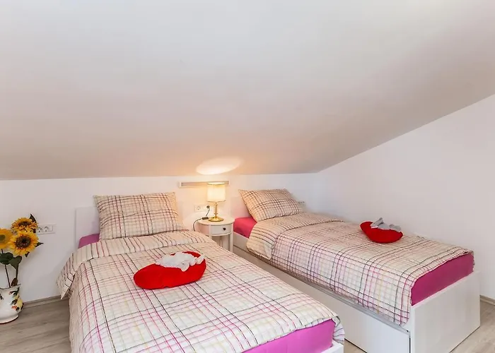 Ivana B4 N1 Apartmán *